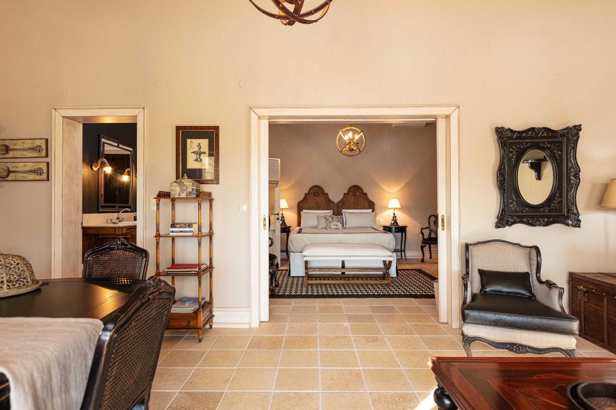 Villa Mantilari Wine Estate 7 Apartments 2 Private Pools Tennis Court Fitness Center Archanes Chambre photo